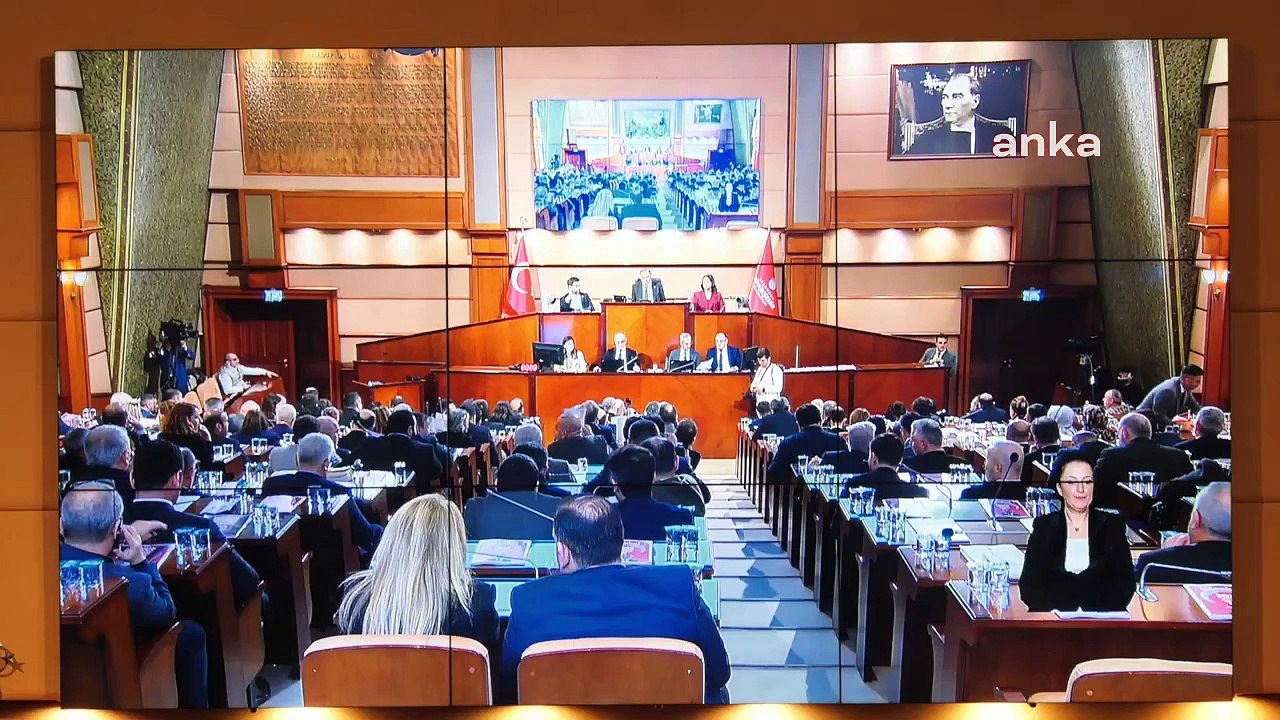 İBB Meclisi toplantısında Rıza Akpolat'ın tutuklanması protesto edildi