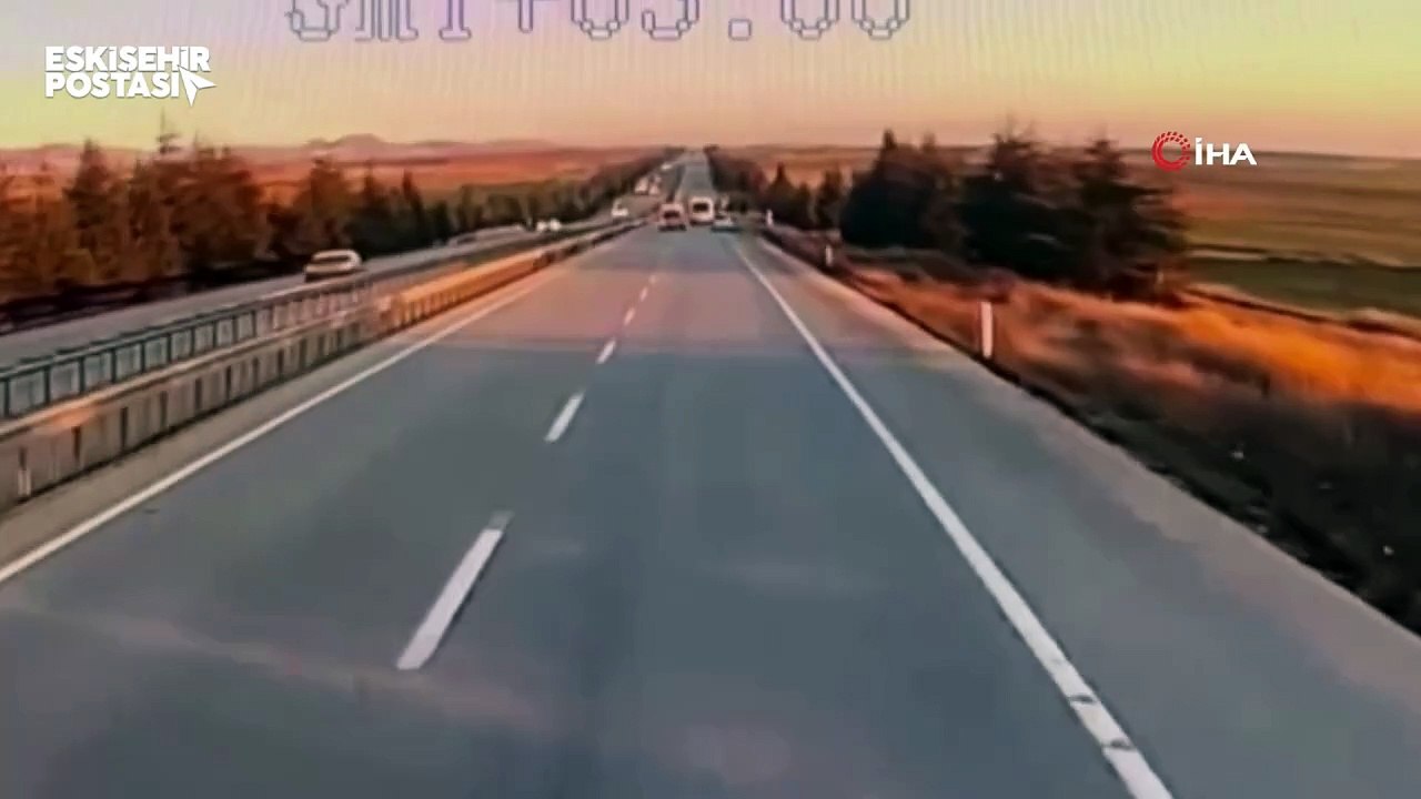 Eskişehir yolunda ters yön faciası: Sürücü hayatını kaybetti