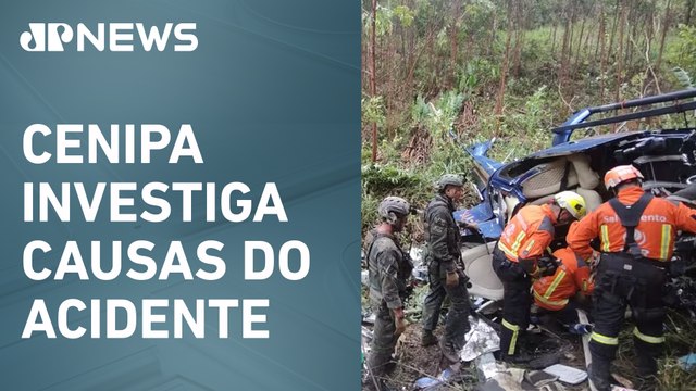 Corpo de Bombeiros atua no resgate das vítimas da queda de helicóptero