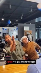 खरचा किया है BMW showroom