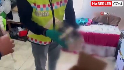 Mersin'de Sigara Dolum Tesisine Dönüştürülen Evde 3 Şüpheli Yakalandı