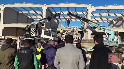 Gaziantep'te beton bloğun altında feci ölüm! | Video Haber