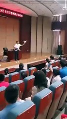 Genius_Physics_Teacher_#shorts_#shortvideo(360p)