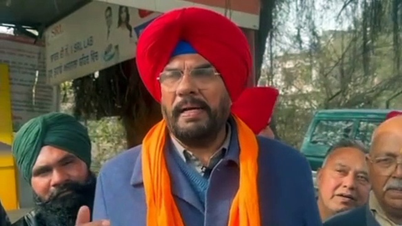 ਚੋਣ ਪ੍ਰਚਾਰ ਸਮੇਂ ਕੀਤੇ ਵਾਅਦੇ ਨੂੰ ਮੰਤਰੀ ਕੁਲਦੀਪ ਧਾਲੀਵਾਲ ਕਰਨ ਜਾ ਰਹੇ ਪੂਰਾ