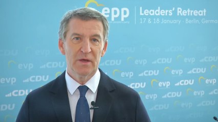 Feijóo anuncia que el PPE "tomará medidas si no cesa la deriva antidemocrática" en España-