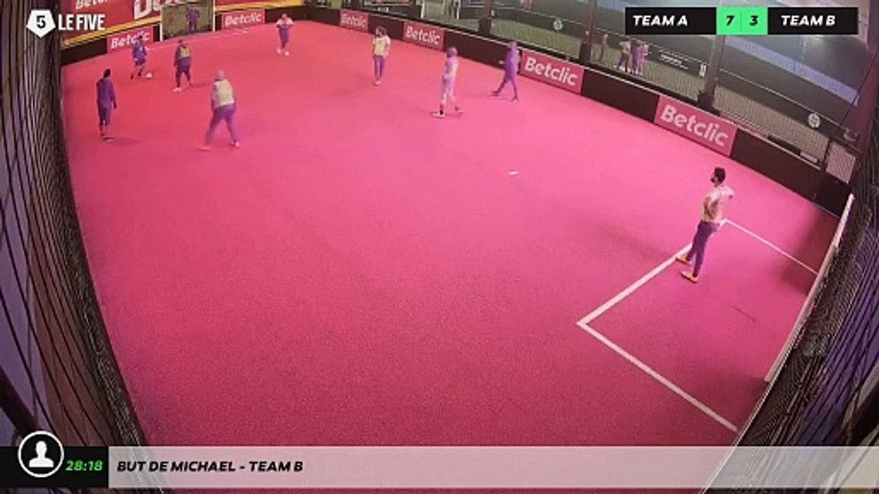 But de Michael - Team B