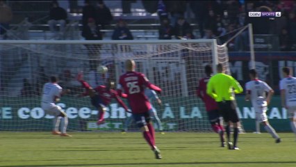 Ligue 2 : Magnifique, Bassoumina inscrit l'un des buts de la saison !