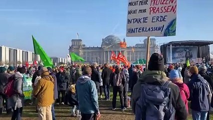 Tausende bei "Wir haben es satt"-Demo in Berlin