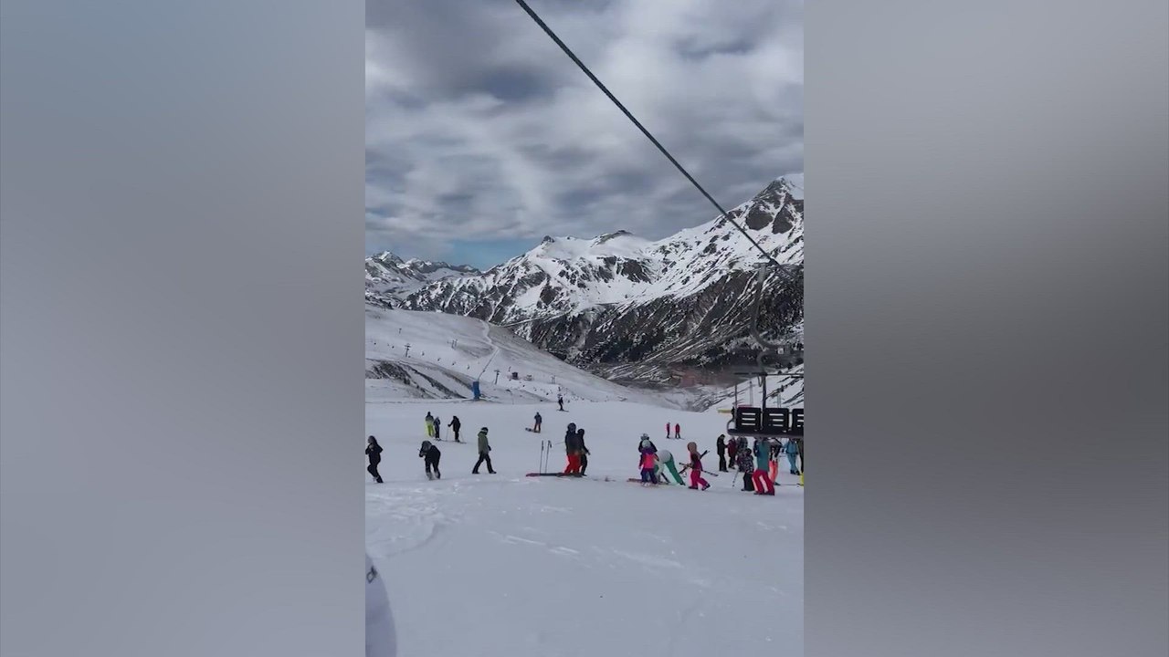 Al menos 30 heridos y nueve muy graves tras caer un telesilla en la estación de Astún