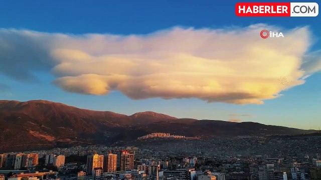 Hatay'da Mercek Bulutları Görsel Şölen Sundu