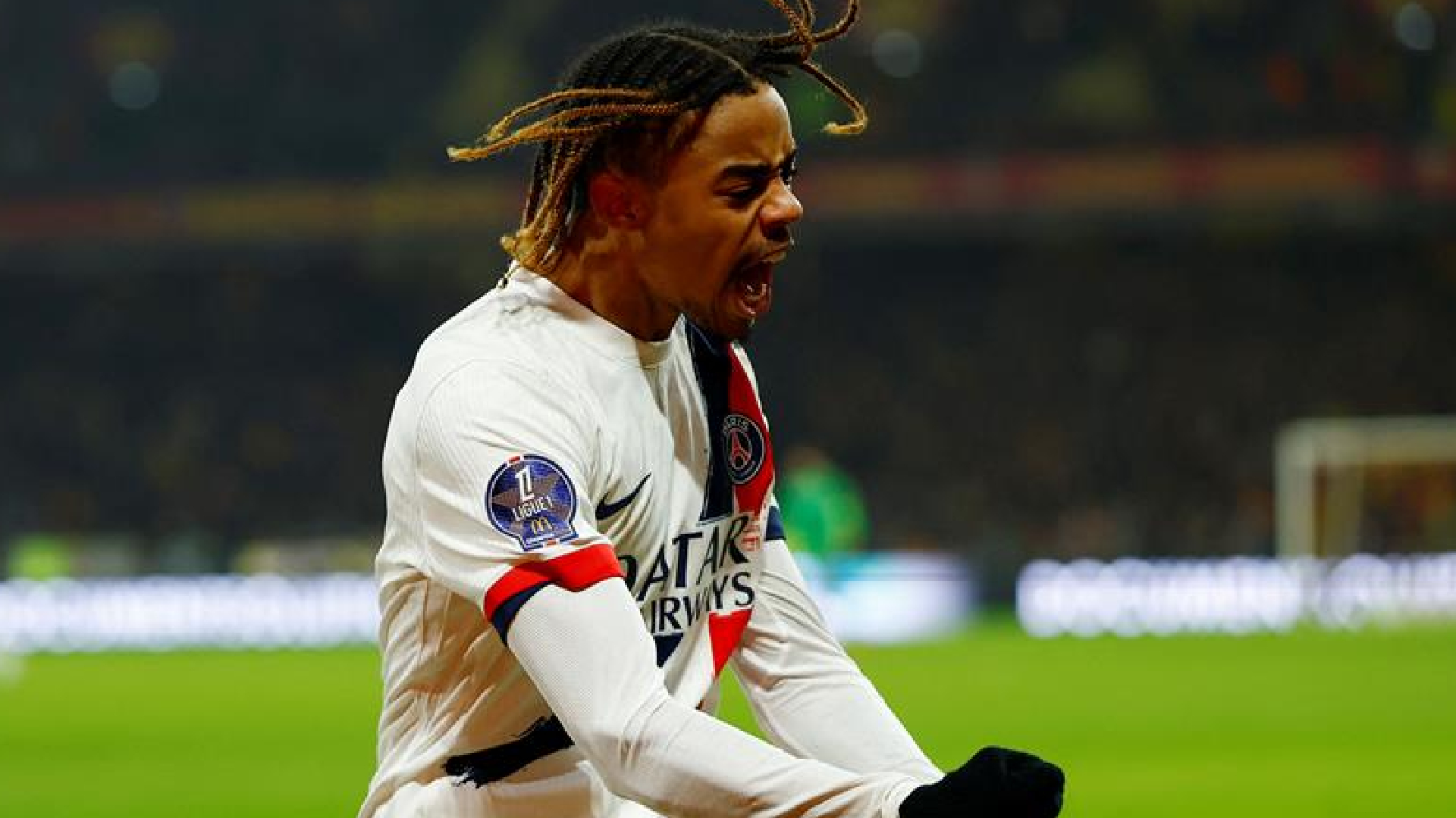 Bradley Barcola stays ON FIRE and scores again to give #PSG the lead