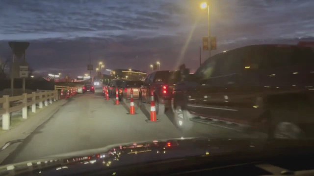 Chiefs fans defy 18-degree Weather, arrive 8.5 Hours early to tailgate at Arrowhead!