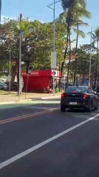 Atentado a tiros assusta banhistas e deixa três pessoas feridas na orla de Maceió