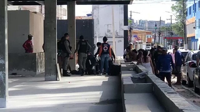 Atentado a tiros assusta banhistas e deixa três pessoas feridas na orla de Maceió 2