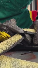 CREATE A COOL CHAIR FROM CAR TIRES AND HAND TOOLS!