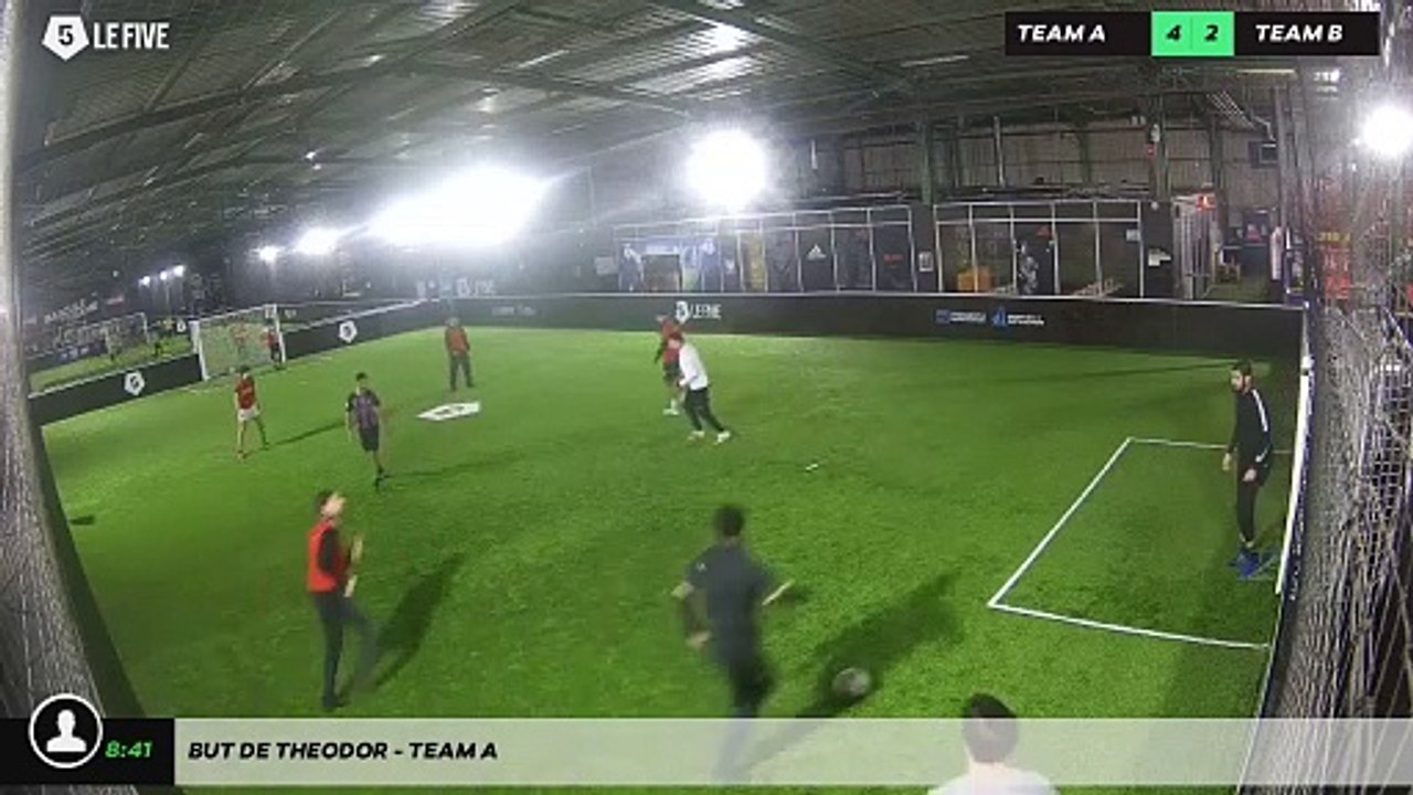 But de Theodor - Team A