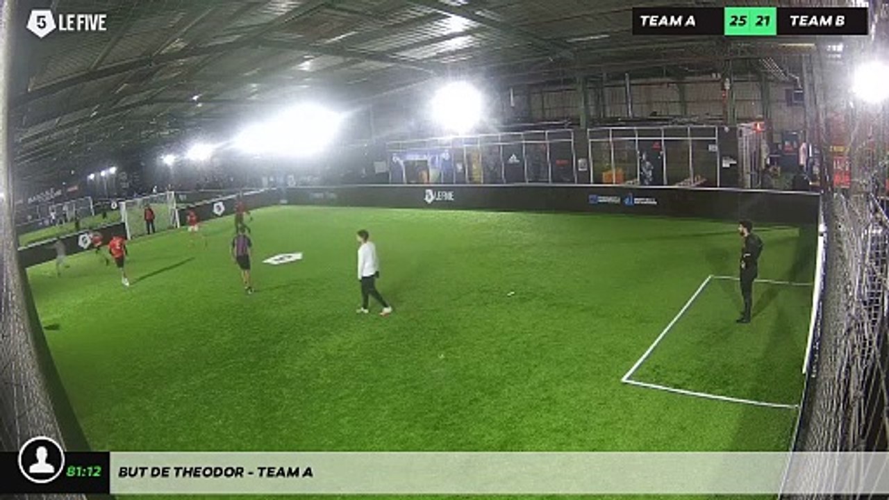 But de Theodor - Team A