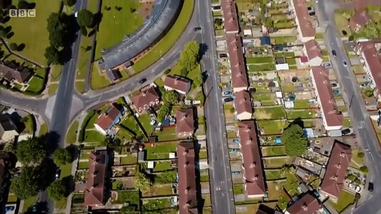 BBC - Blitz The Bombs That Changed Britain Episode 2  Hull