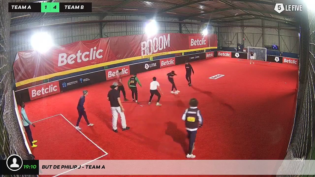 But de Philip J - Team A