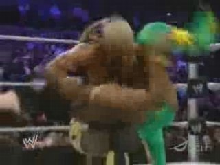 Shelton Benjamin vs. Kofi Kingston