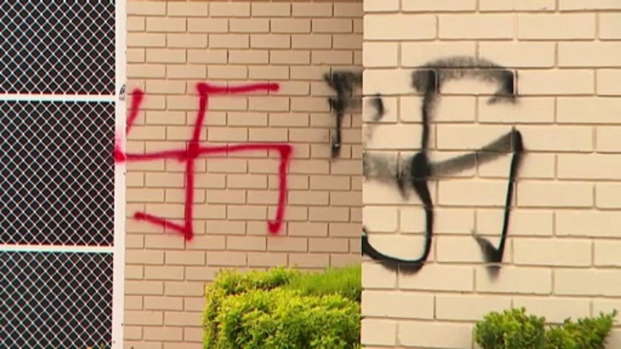Jewish and Muslim leaders call for an end to division following a series of attacks in Sydney