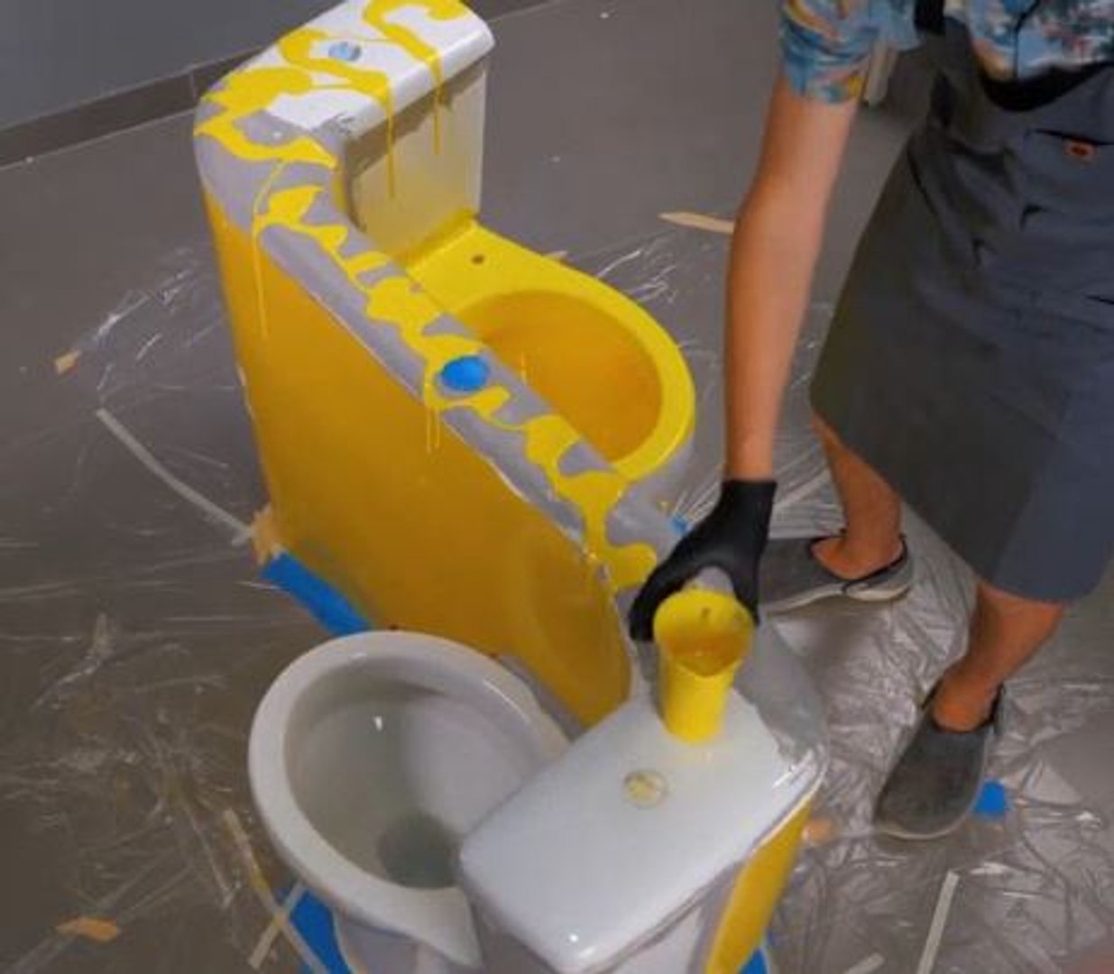 ⁣Crazy throne makeovers! Upgrade your bathroom game!