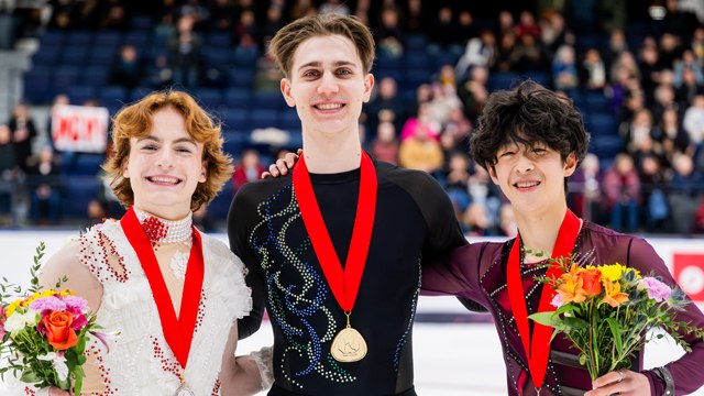 Championnats nationaux canadiens de patinage 2025 - Cérémonie de la victoire - Hommes & Patinage en couple Senior