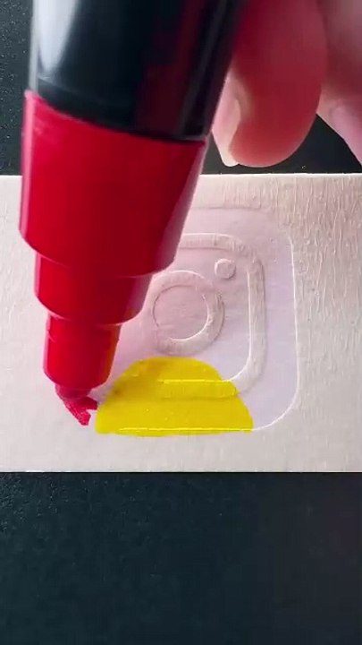 INSTAGRAM logo