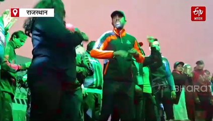 शहर की स्वच्छता और मेंटल हेल्थ के लिए युवाओं ने लगाई दौड़, रोडीज फेम रणविजय और सांसद मंजू शर्मा ने किया फ्लैग ऑफ