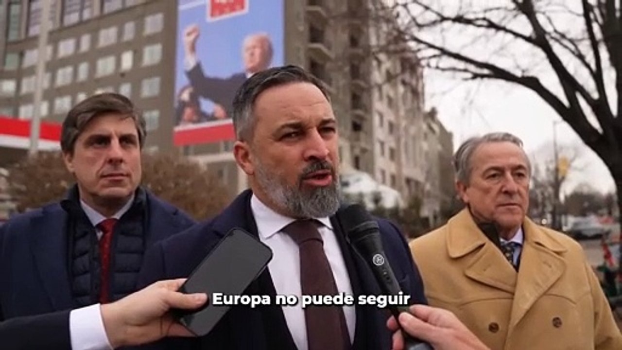 Gabriel Rufián se ríe del último vídeo de Santiago Abascal en Estados Unidos: “El micrófono de la Nintendo ‘Swicht’ de su primo”