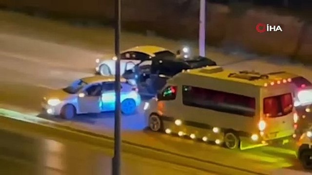 Tuzla’da düğün konvoyu yolu kapattı, metrelerce araç kuyruğu oluştu