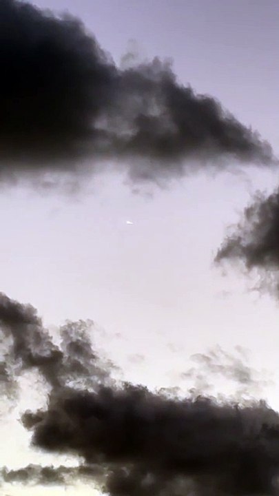 Explosion du SpaceX Starship flight 7 en plein ciel