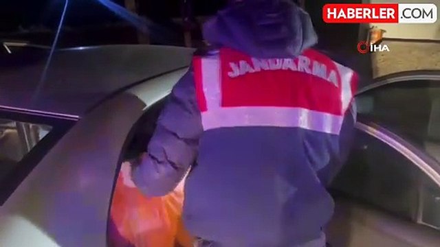 Hakkari'de 49 Kilo Metamfetamin Ele Geçirildi