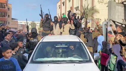 احتفالات في خان يونس مع بدء وقف إطلاق النار في غزة