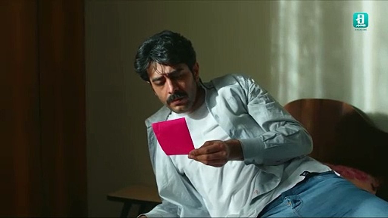 فیلم کوتاه "نامه‌های دیوار" - سفری به رازهای یک خانه مرموز | تماشا در هاشور