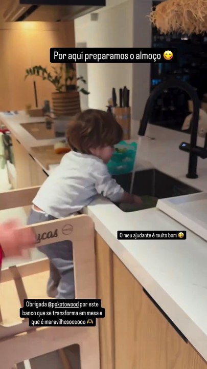 Filho de David Carreira e Carolina Carvalho