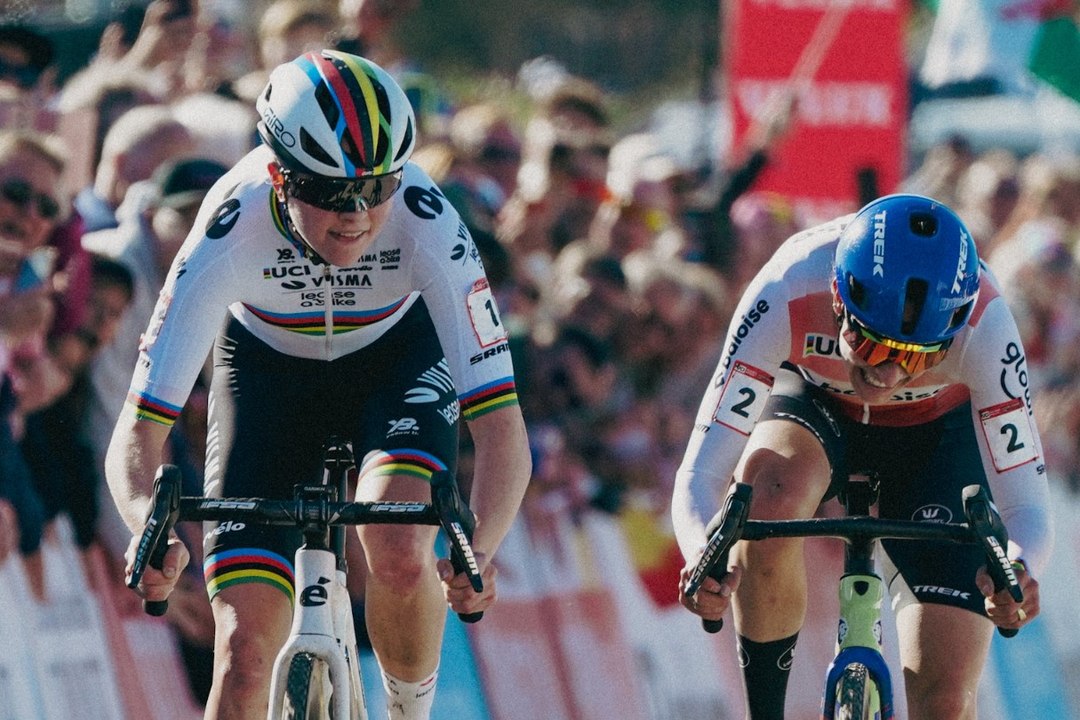 Cycling - UCI Cyclo-Cross World Cup 2025 - Fem van Empel wins sprint against Luncinda Brand and stays undefeated in Benidorm !