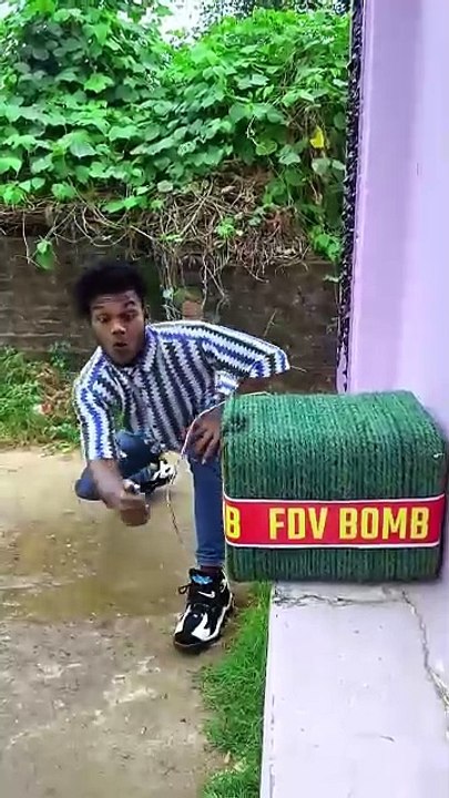 Happy Diwali￼￼😂😂 #comedy #realfools #surajroxfunnyvibeo #vikramfunnyvideo #Diwali