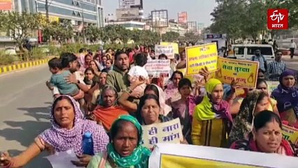 रायपुर में सहायक शिक्षकों का प्रदर्शन, अब परिजन भी हुए आंदोलन में शामिल