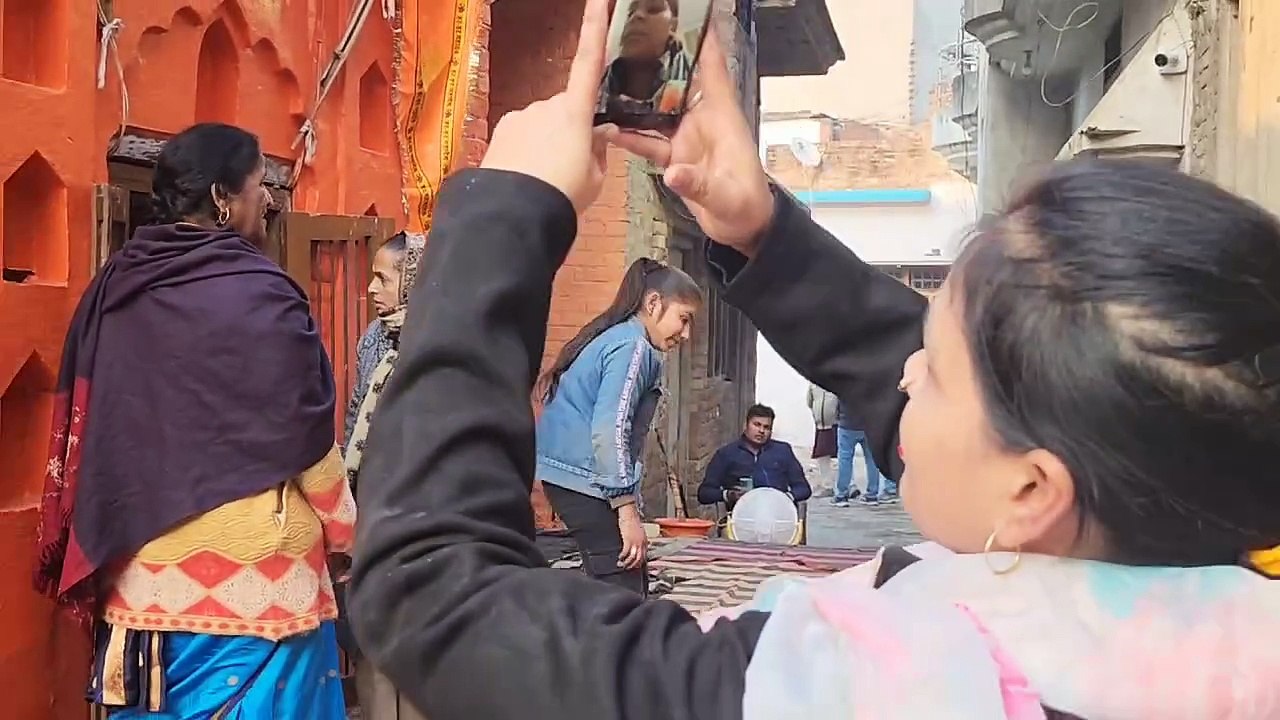 सैकड़ों किलोमीटर दूर राजस्थान में बैठी अपनी ननद को महिला श्रद्धालु ने ऑनलाइन कार्तिकेय महादेव मंदिर के कराए दर्शन, पर्यटक स्थल बनता जा रहा कार्तिकेय महादेव मंदिर