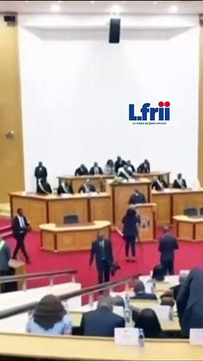 Gabon : un nouveau code électoral a été adopté