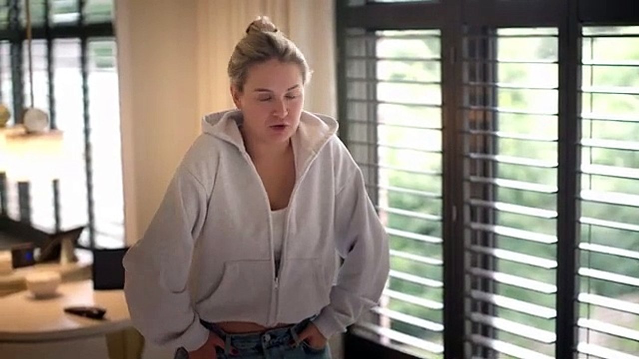 Molly-Mae Talks Tommy Fury & Alcohol With Her Mum | Molly-Mae: Behind It All