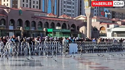 Mescid-i Nebevi'ye Ziyaretçi Akını