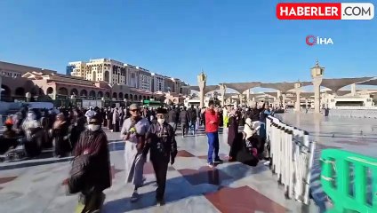 Mescid-i Nebevi'ye Ziyaretçi Akını