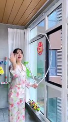 https://technoant.co/products/long-handle-window-cleaner-brush?ref=TechnoAnt_