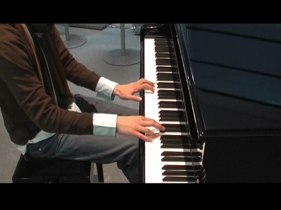 Air Piano Sexy Boy