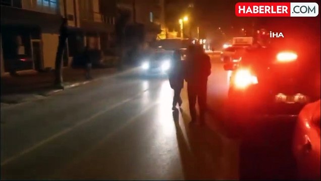 Dolmuş Taksi ile Otomobil Kafa Kafaya Çarpıştı