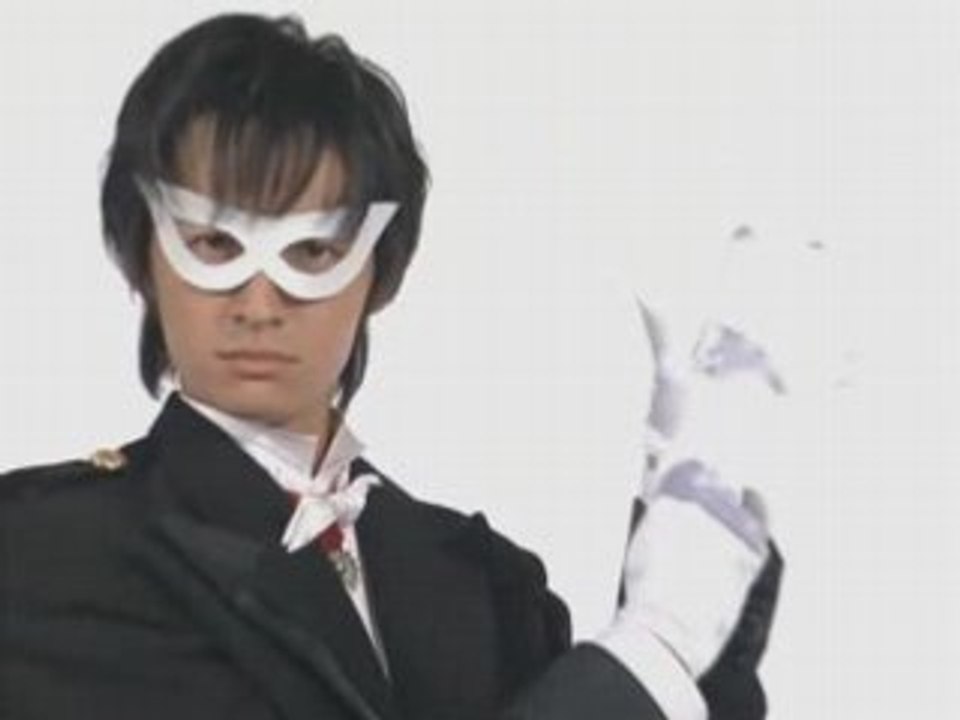PGSM transformation Tuxedo Kamen