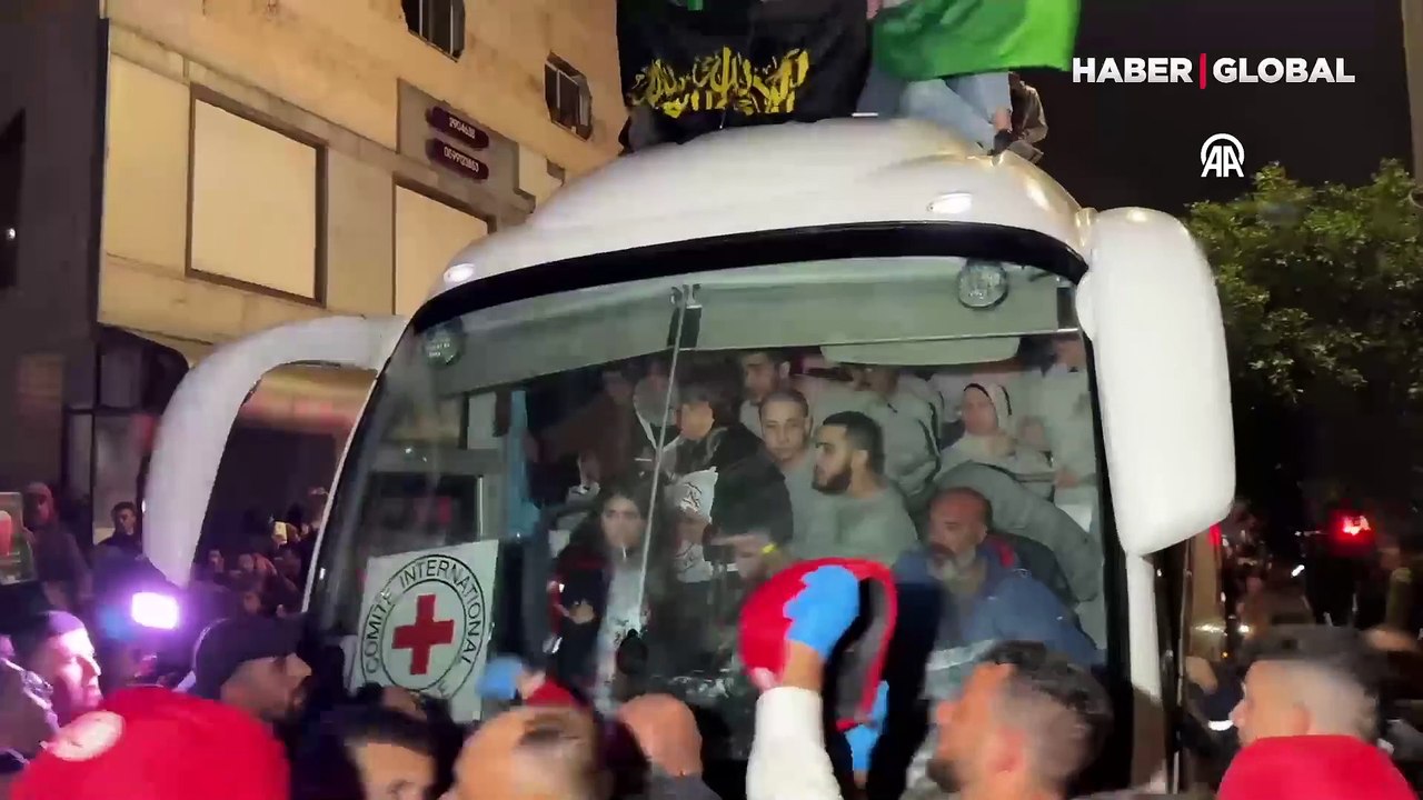 İlk rehine takası yapıldı: Hamas 3 İsrailli kadın rehineyi teslim etti, İsrail 90 Filistinliyi serbest bıraktı