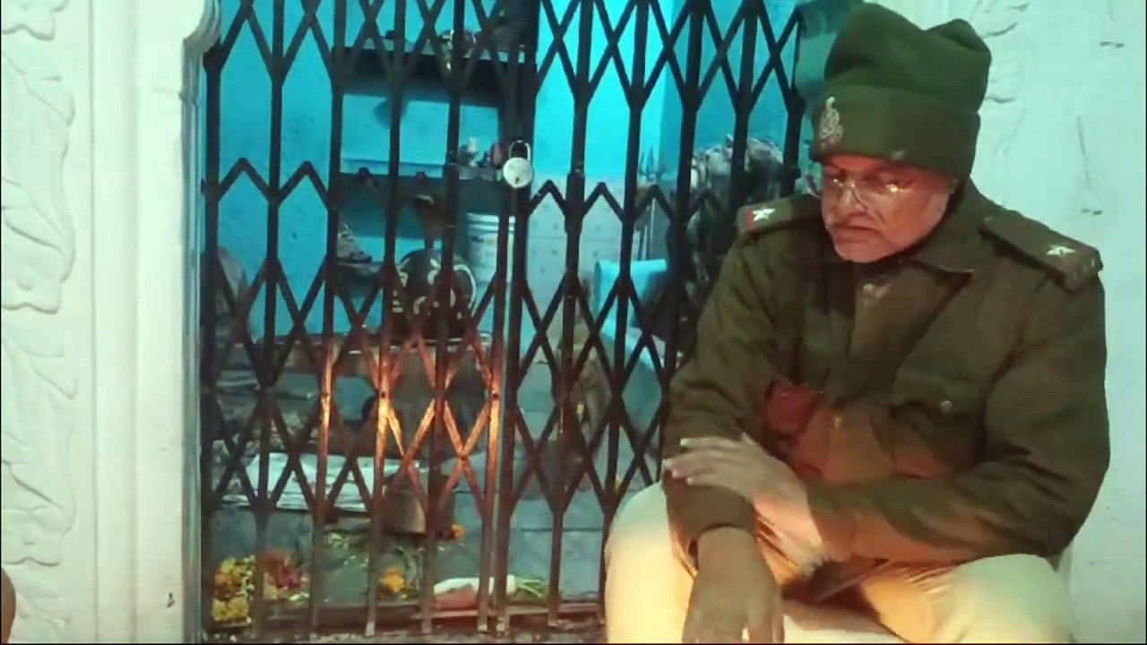 विगत 10 दिन पहले बालिका छात्रावास में बच्ची और चपरासी को काटने वाले आदमखोर बंदर को शंकर जी के शरण में पकड़ा गया।